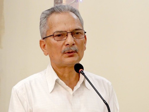 संसद्लाई अल्झाउँदा लोकतन्त्रलाई नोक्सान पुगेको छः पूर्वप्रधानमन्त्री भट्टराई