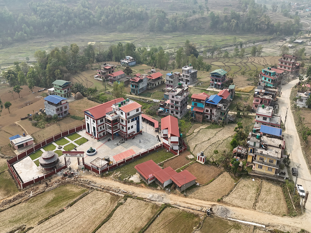 शोकमा साथ दिँदै सुन्दरबजार नगरपालिका